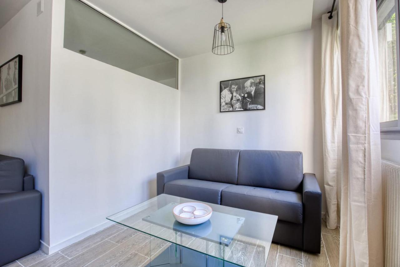Charming Apartment In The Heart Of The 19Th Paris Luaran gambar