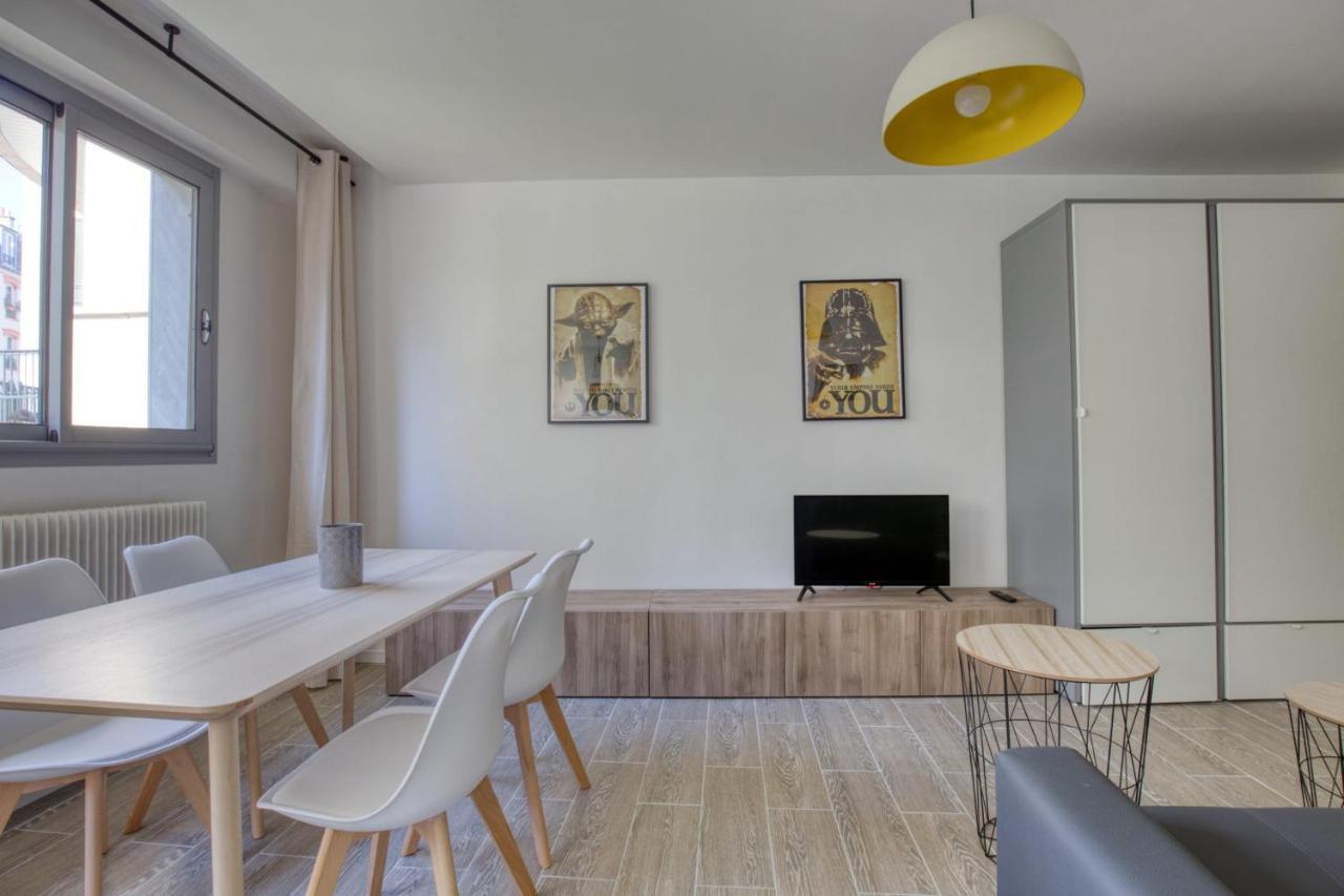 Charming Apartment In The Heart Of The 19Th Paris Luaran gambar